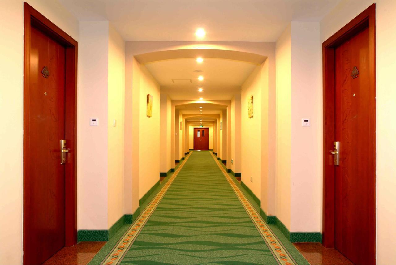 Greentree Inn Beijing Hotel Lin Cui Road Business Hotel Changping Exterior photo